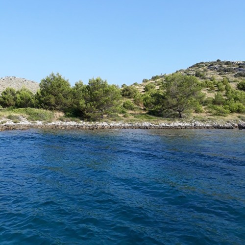 12-Trommel am Meer und Wasserspirit