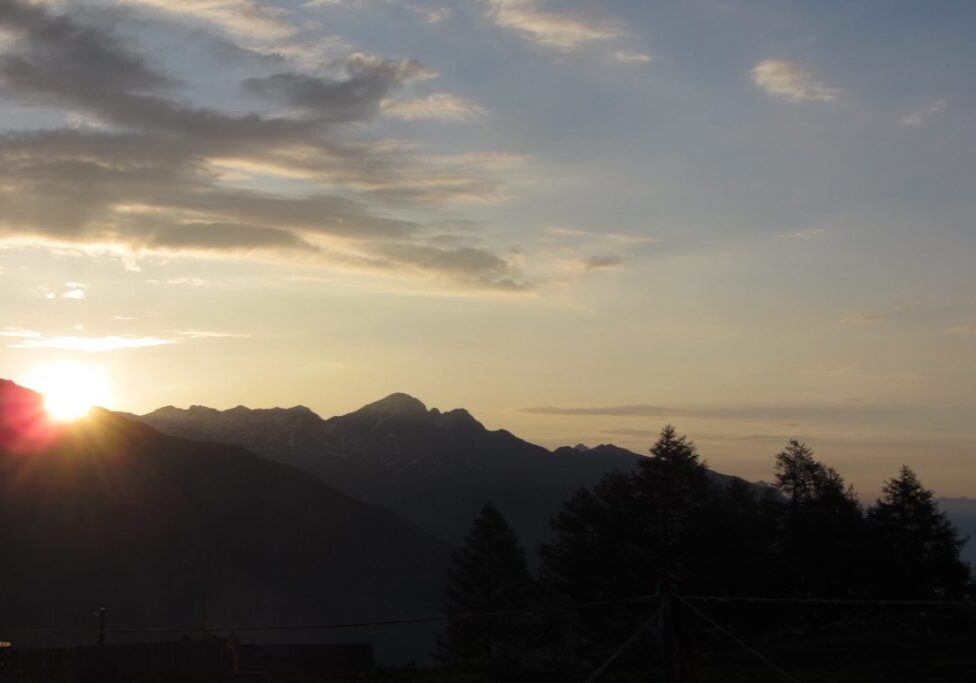 Echtzeit-Almsonneaufgang